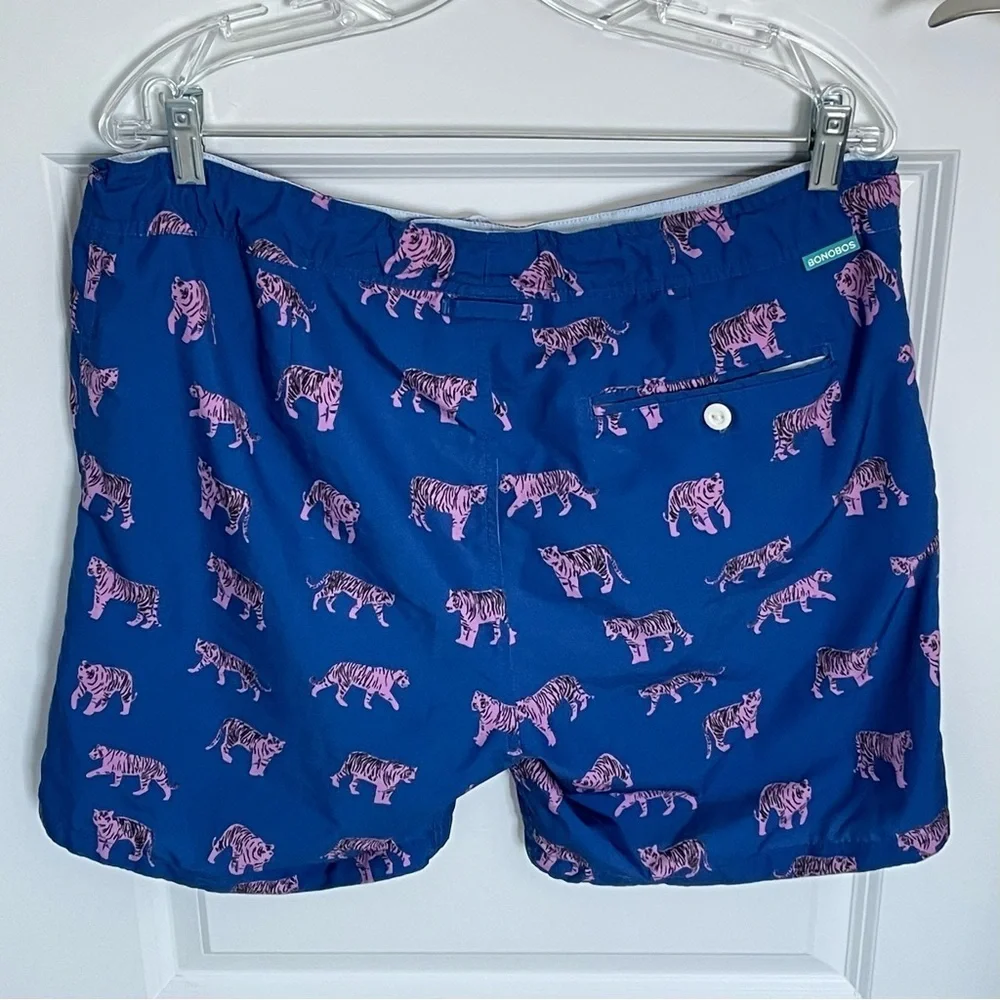 BONOBOS Banzai 7-inch Swim Trunks In Le Tigre Print Blue Pink - 35434